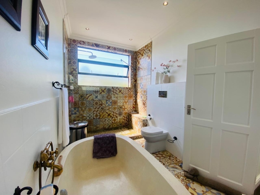 5 Bedroom Property for Sale in Sunset Beach Western Cape